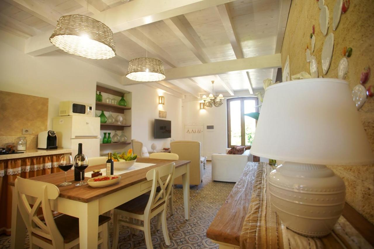 Apartamento Relais L'Oliveto Surano Exterior foto